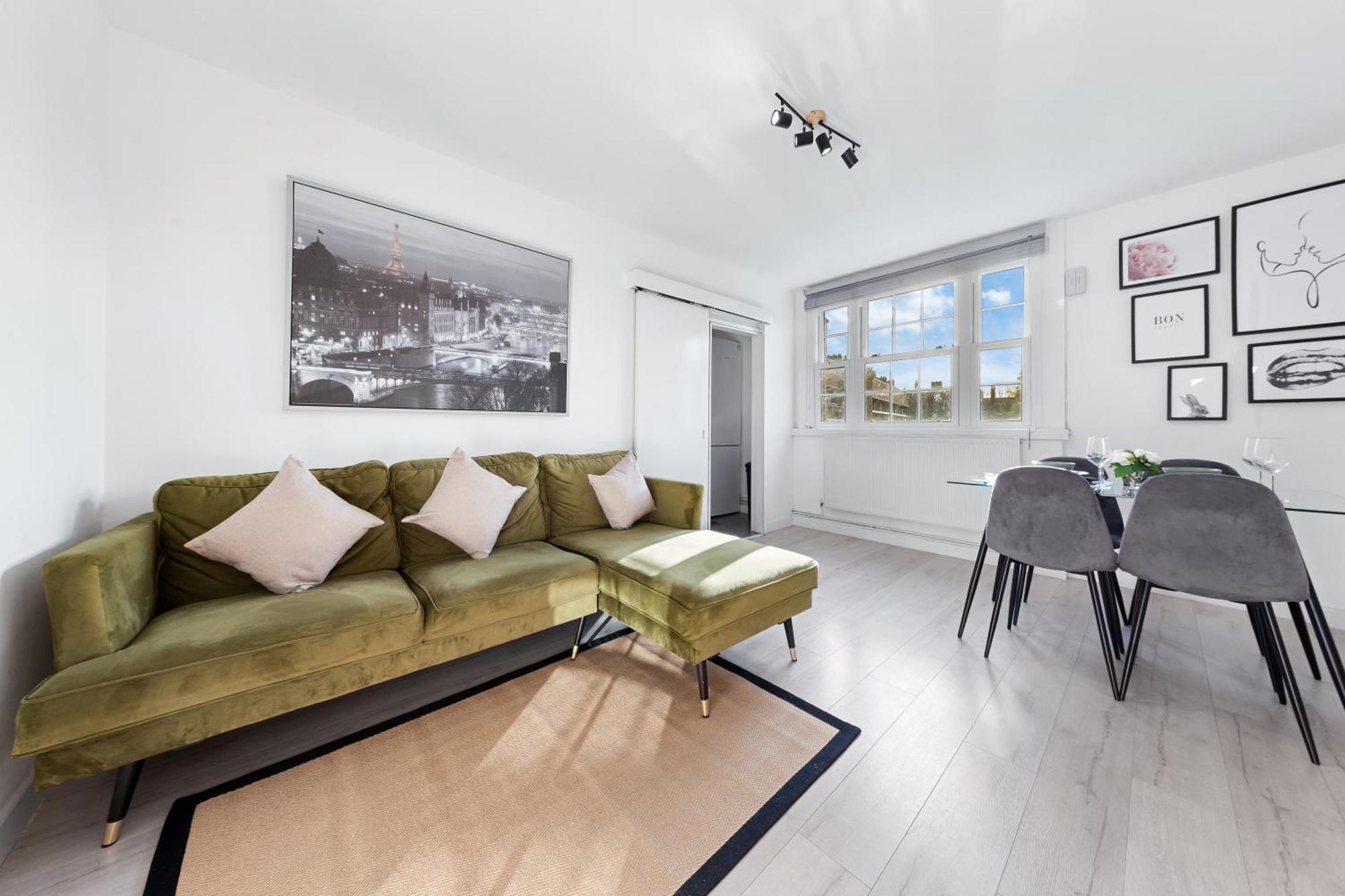 Four-bedroom Luxury Living - Westminster & Vauxhall London