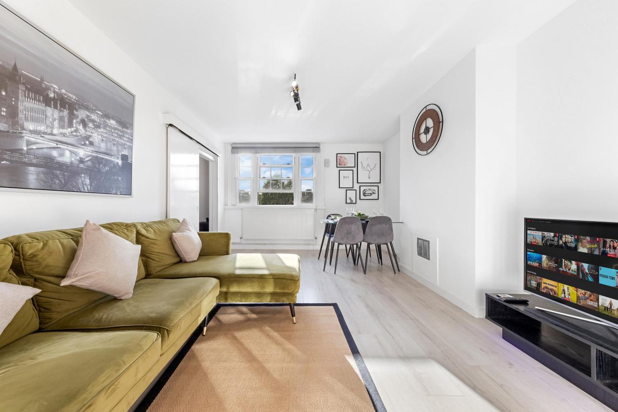 Four-bedroom Luxury Living - Westminster & Vauxhall London