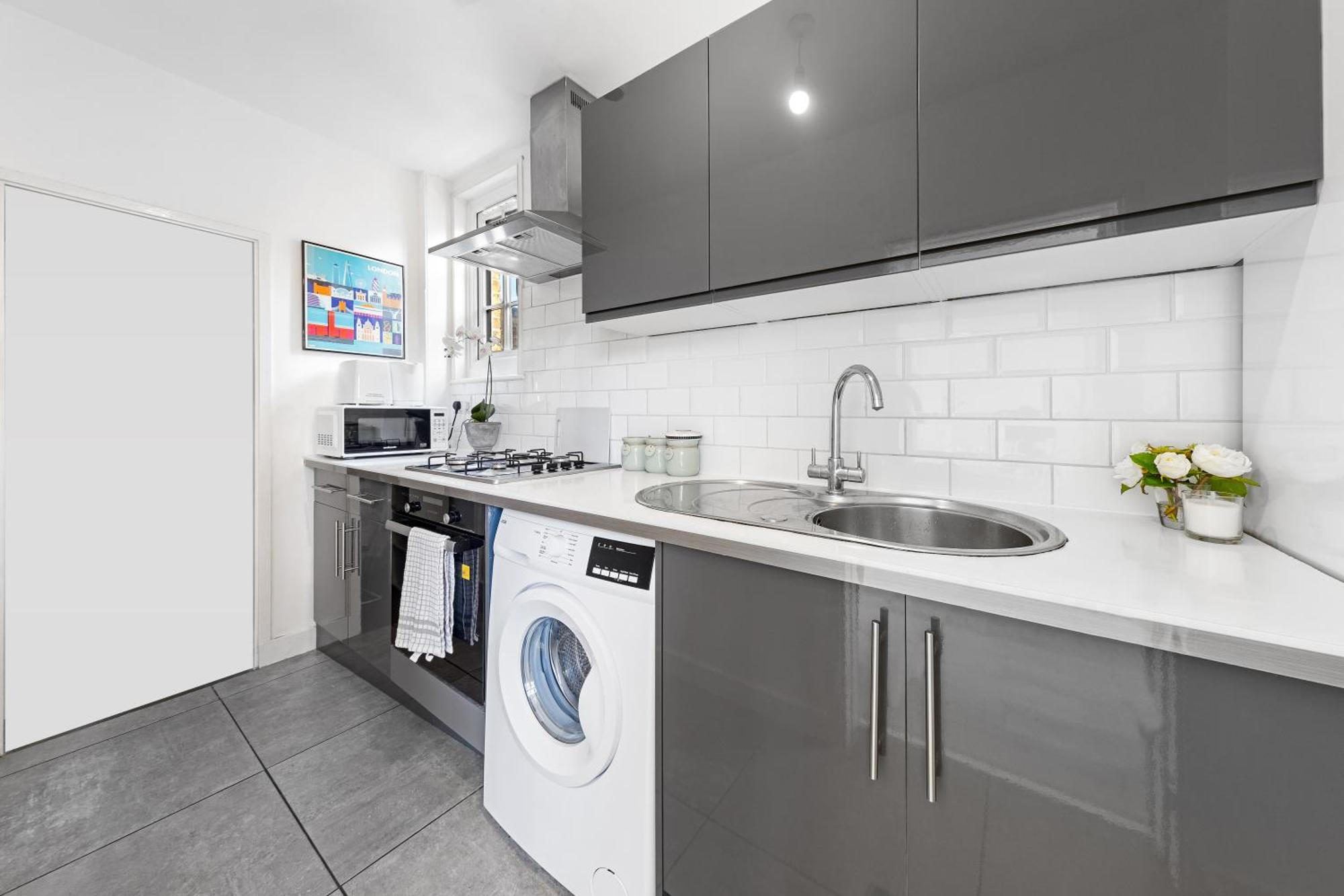 Four-bedroom Luxury Living - Westminster & Vauxhall